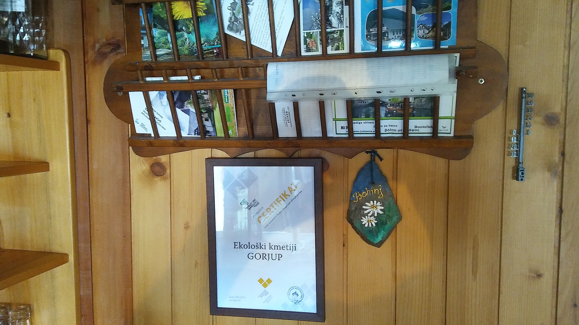 Slika certifikata znak kakovosti Triglavskega narodnega parka