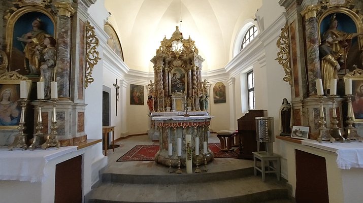 Notranjost cerkve Marijinega imena v Goriči vasi v Ribnici. (Foto: Zavod Štirna)